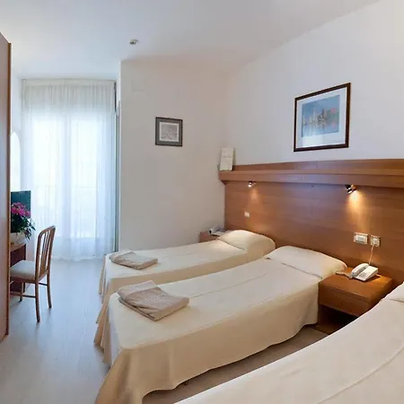 Italy 4*