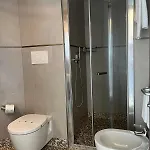 Готель Italy