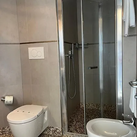 Отель Italy