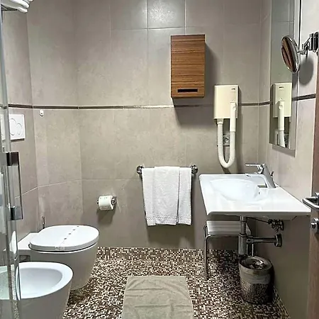 Italy 4*