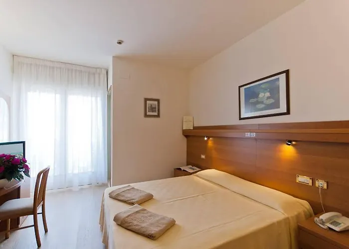 Italy Готель 4*