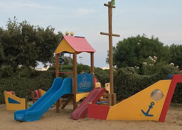 Готель Italy Бібіоне